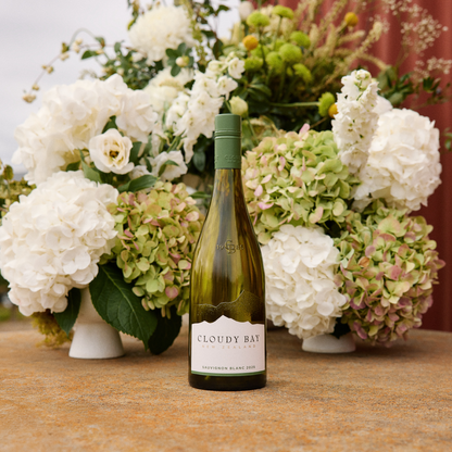 Cloudy Bay Sauvignon Blanc 2025 6 bottles Bundle Set